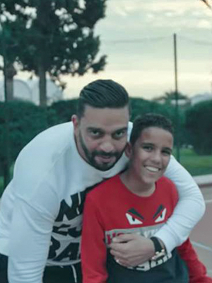 Partial Curl Ups Exercise